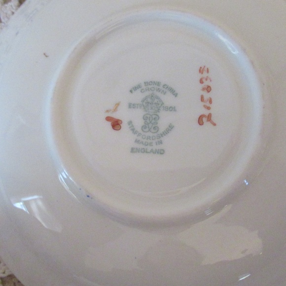 Crown Fine Bone China Cup & Saucer - Picture 5 of 9